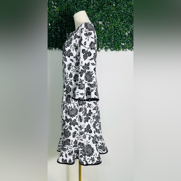 Nanette Lepore White Black Floral 3/4 Bell Sleeve Midi Dress Size 10 - Picture 4 of 12